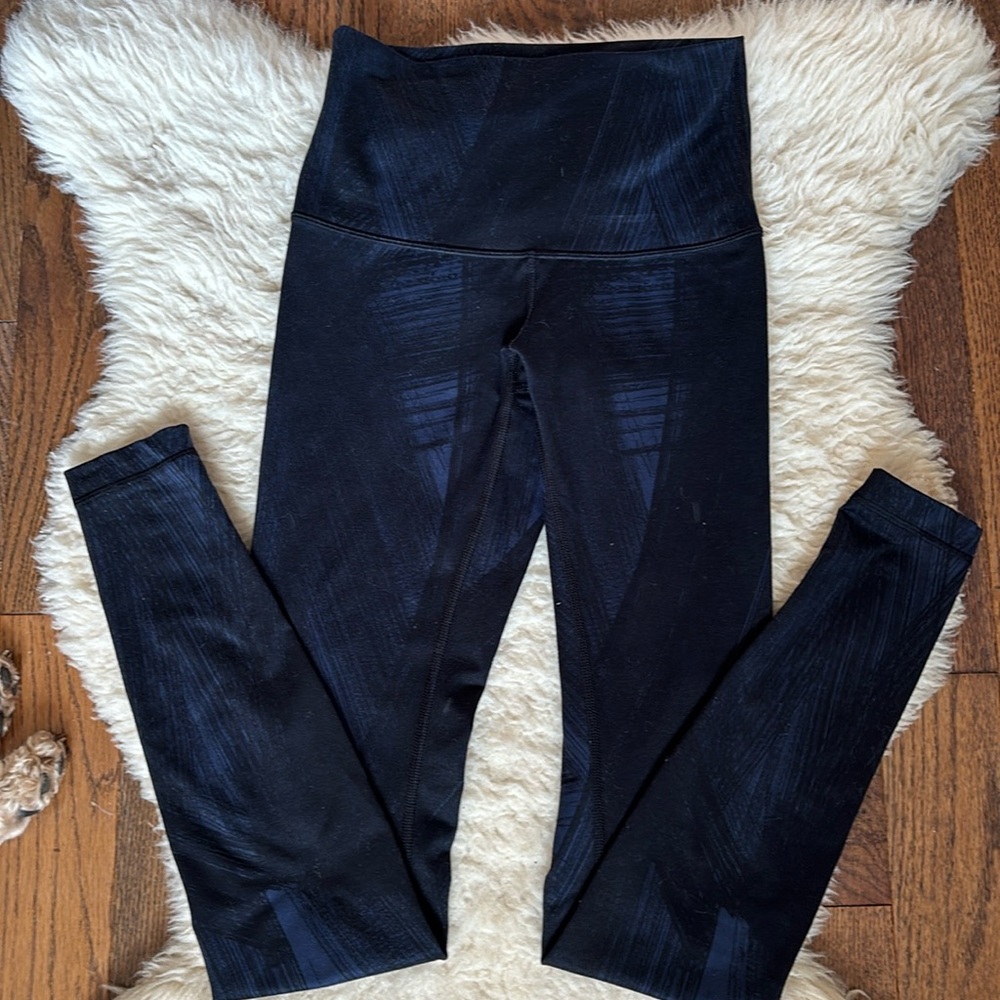 Lululemon Wunder Under Pant III
Full-On Luon Womens 4 Wind Chill